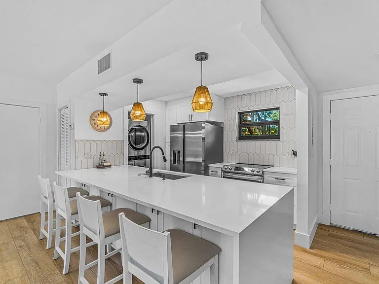 13334 Polo Club Rd #206 — Photo 3