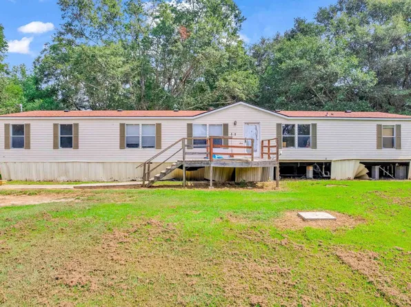 36 & 60 Strickland St, Royston, GA 30662