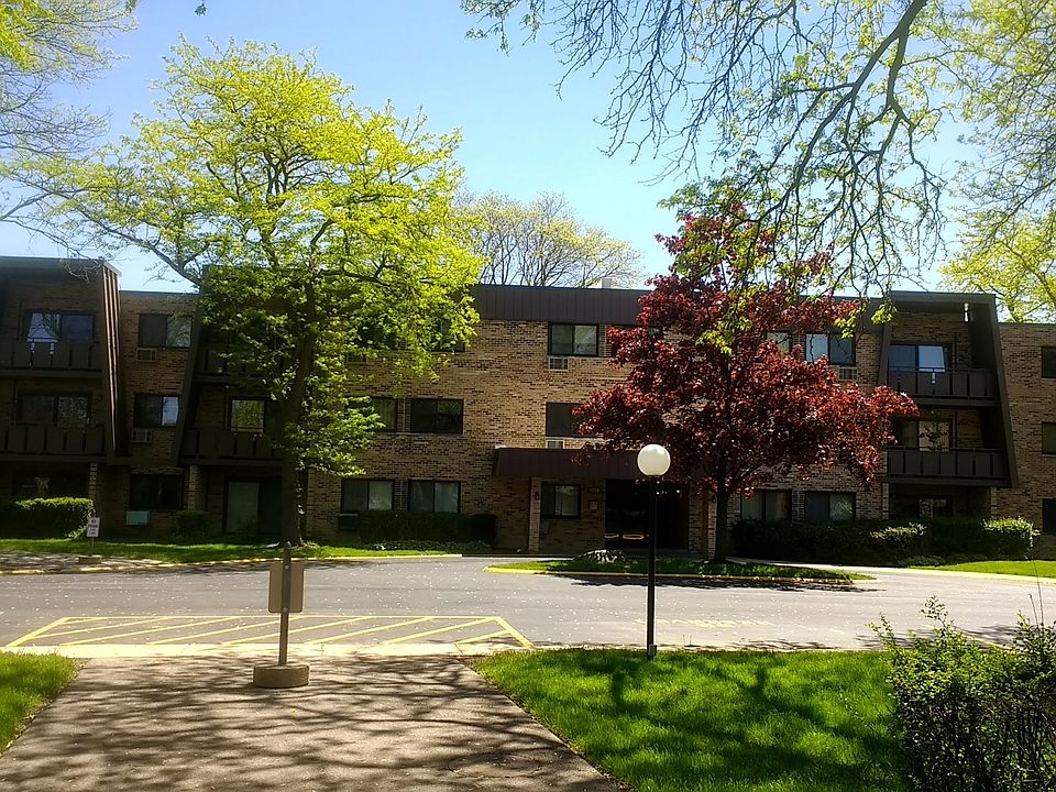 1st image of 2604 N Windsor Dr Unit 210