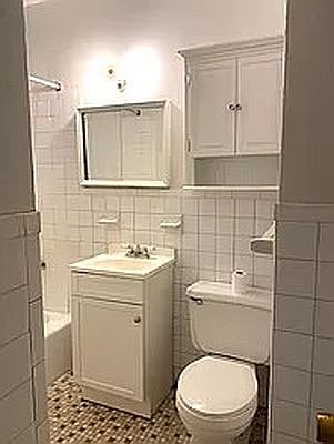 4th image of 495 Wea #3A