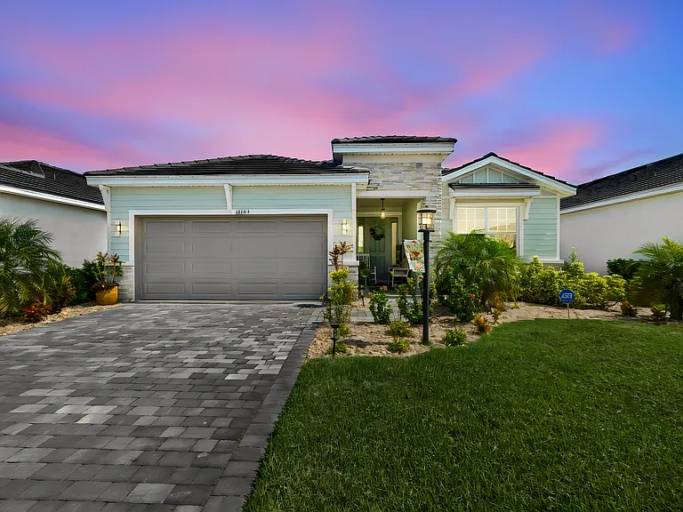 18123 Gulf Ranch Pl — Photo 1