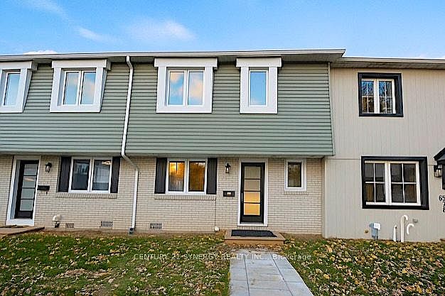 1st image of 660 Hochelaga St #28