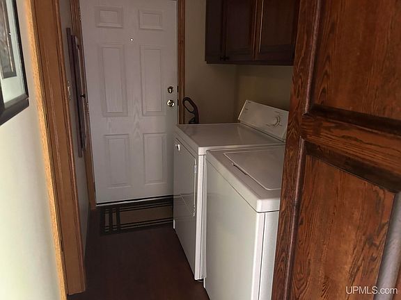 4th image of 2204 S Cosgrove Lake Rd