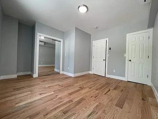 Sold by Glory Homes Realty | media 7