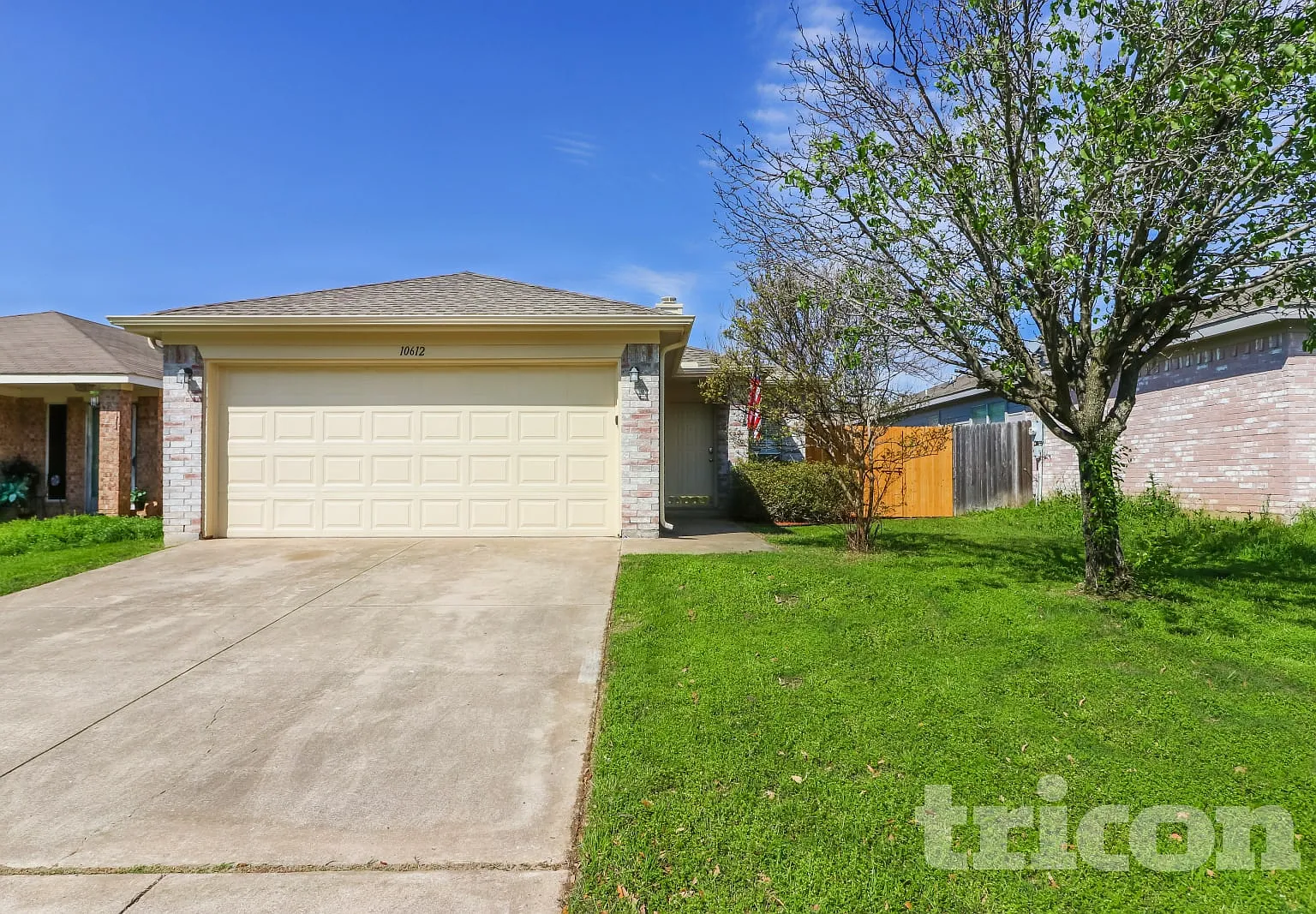 10612 Flamewood Drive Fort Worth TX — Photo 1