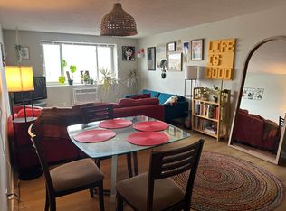94 Beacon St APT 42, Somerville, MA 02143