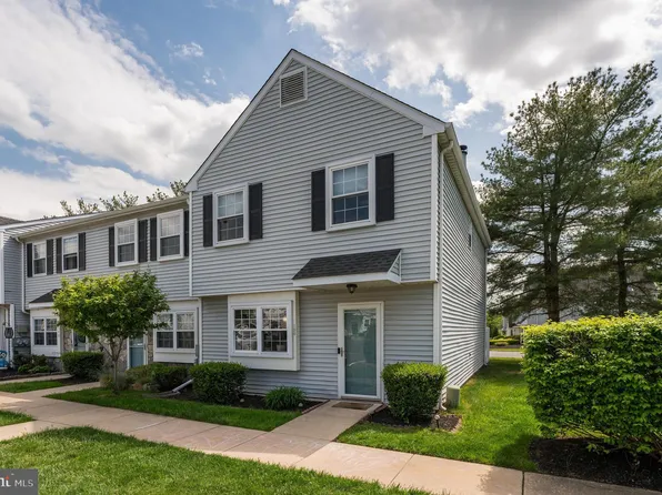 150 Covered Bridge Ct, Sewell, NJ 08080