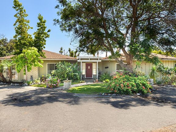 2nd image of 255 Camarillo Dr