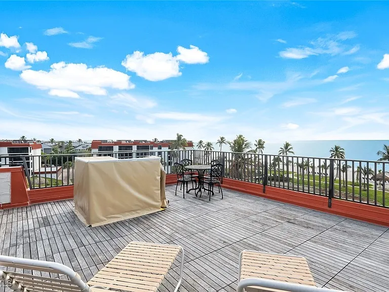 2445 W Gulf Dr #47B — Photo 34