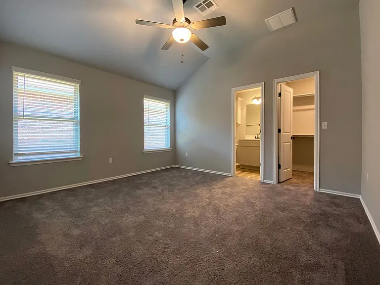 4609 Crystal Clear Ln — Photo 21