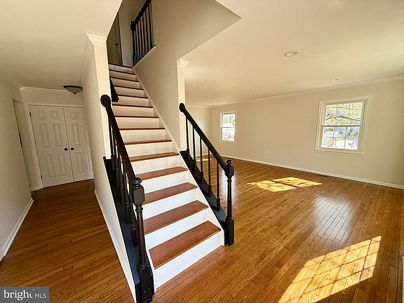 3rd image of 14546 Creek Branch Ct
