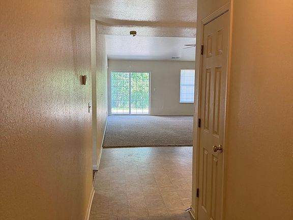 4th image of 20944 Honest Ln