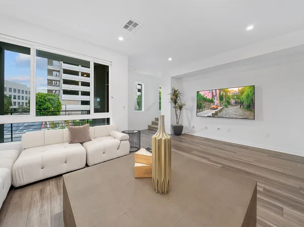 135 Schick, Irvine, CA 92614