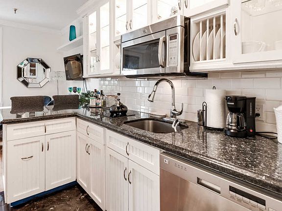 2nd image of 235 Sunrise Ave #1002