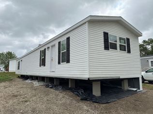 27 Evergreen Dr, Belton, MO 64012