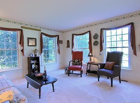 2nd image of 3353 New Castle Dr