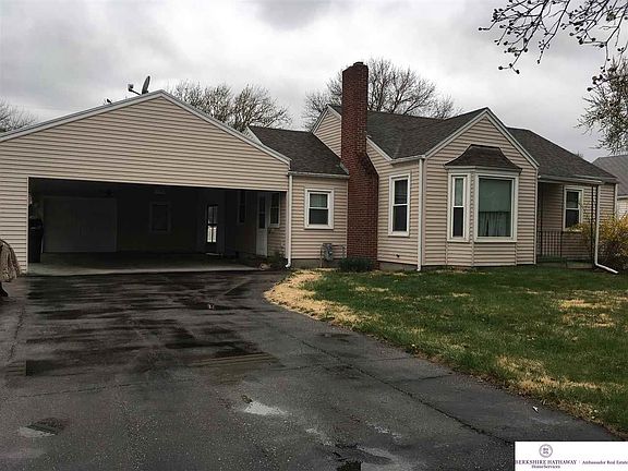 2nd image of 1643 N Clarkson St