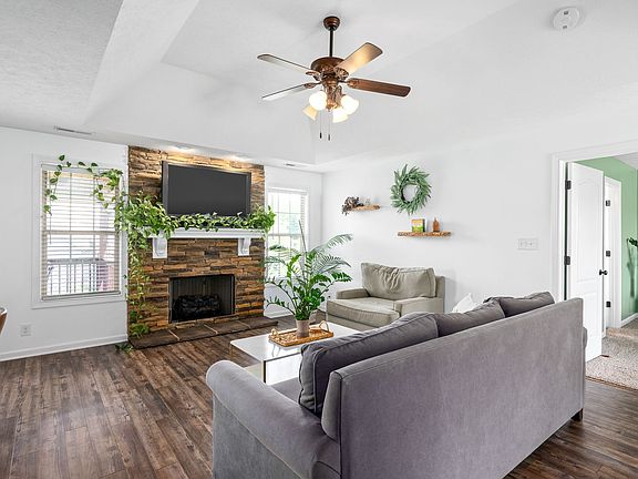 5th image of 3743 Silver Fox Ct