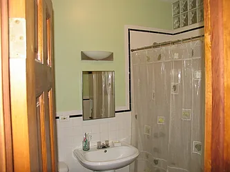 Rented by Rapid Realty Cobble Hill