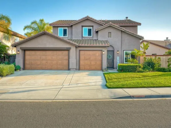 5232 Palmera Dr, Oceanside, CA 92056