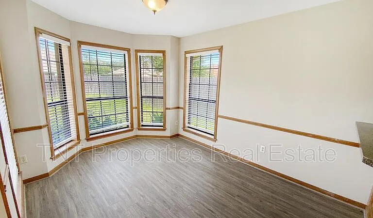 2901 Pueblo Ct S — Photo 6