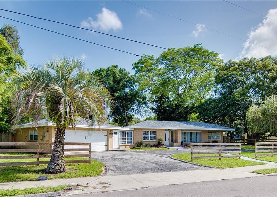 2nd image of 1919 E Diana St