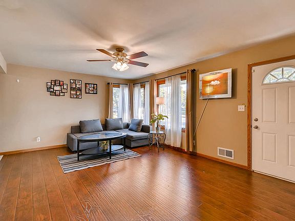4th image of 2167 Wilson Ave