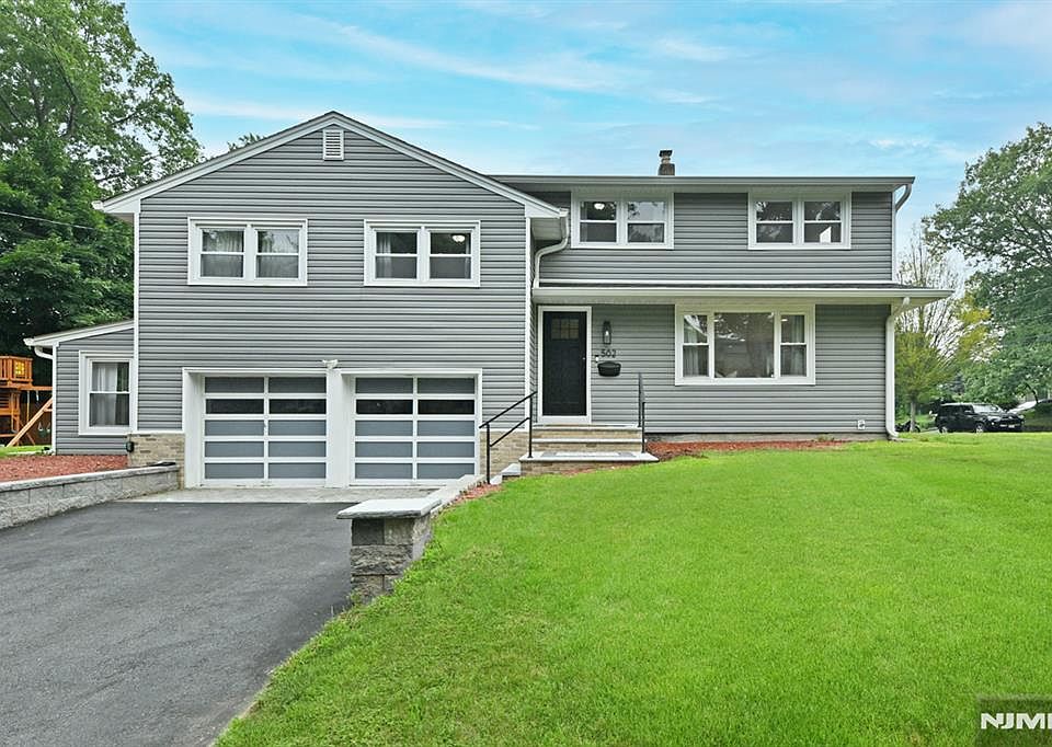 1st image of 502 Ackerman Ave