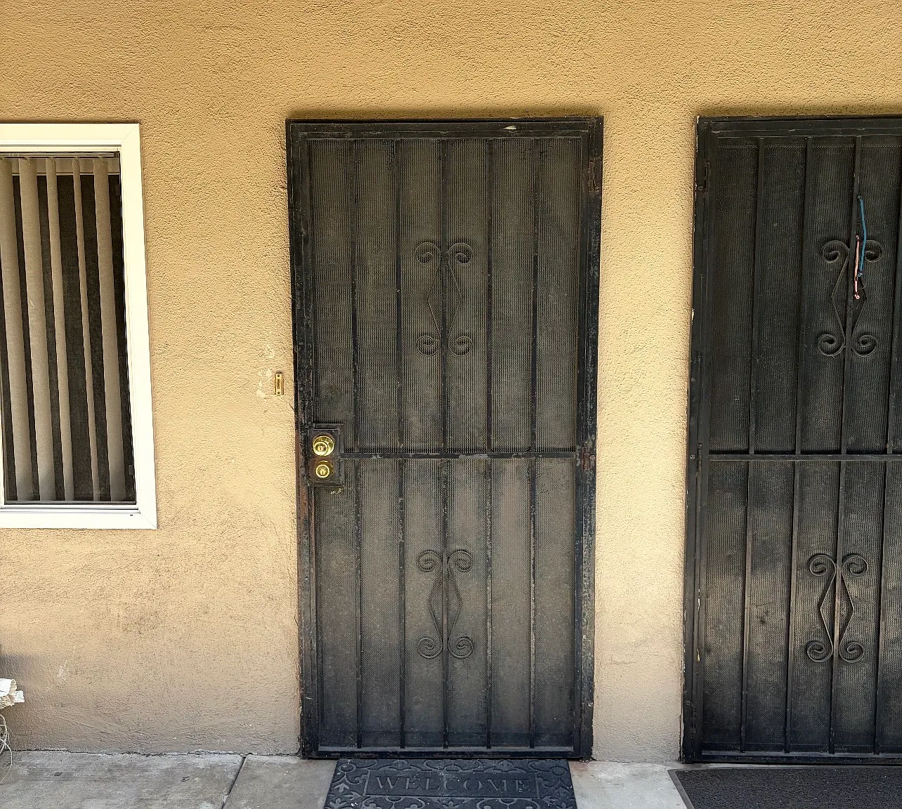2 bed, 810 sqft, $2,000 — Photo 2