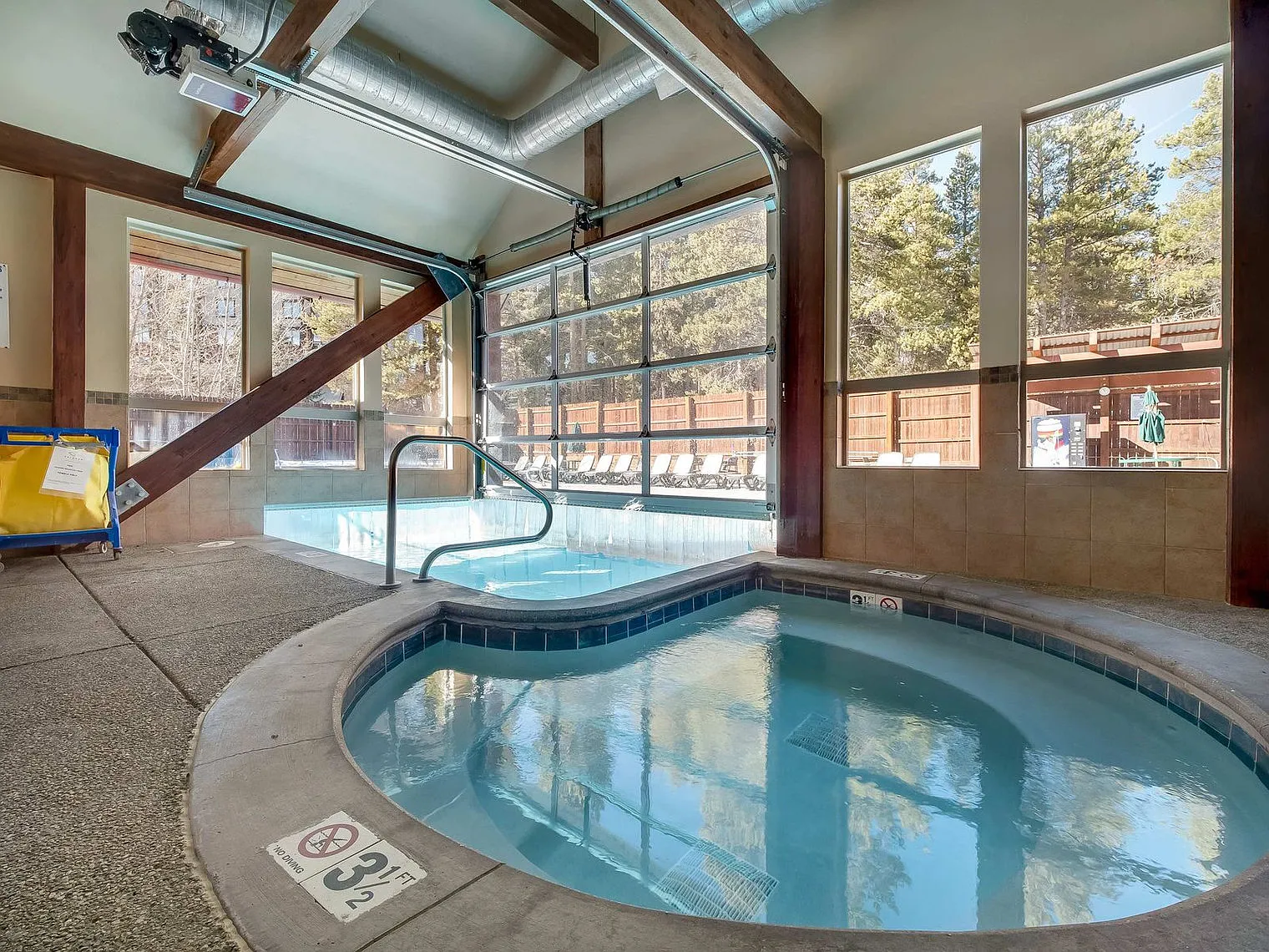 1 bed, 1.0 bath, $9,169 — Photo 3