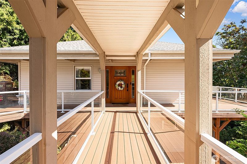 4th image of 555 E Hemmi Road