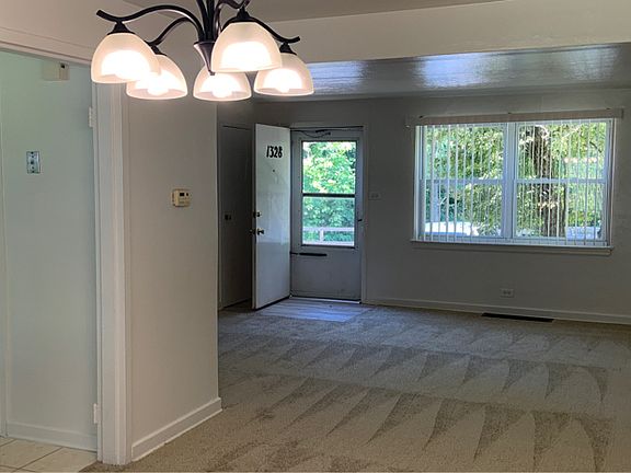 2nd image of 1328 Tamara Ct