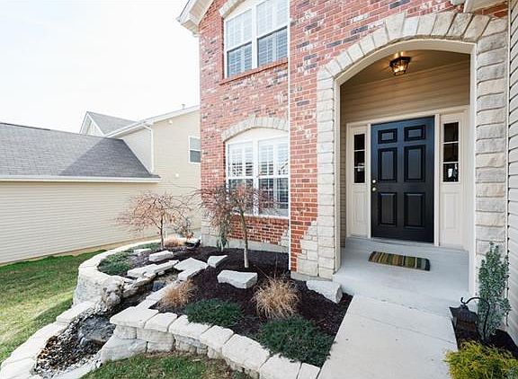 2nd image of 352 Magoffin Trails Ct