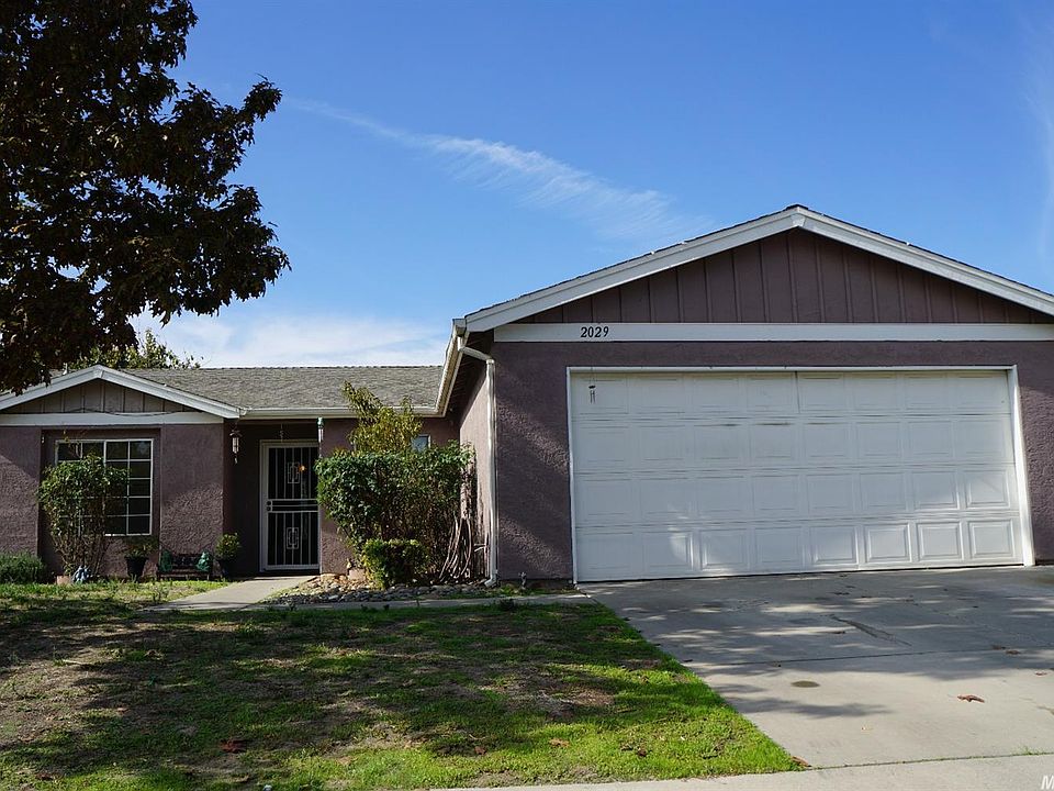 1st image of 2029 Finch Ct