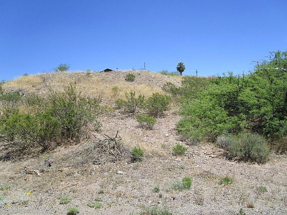 4th image of 222 N Calle Luna