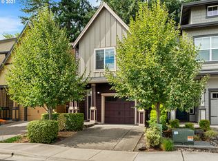 929 SW 136th Pl, Beaverton, OR 97003