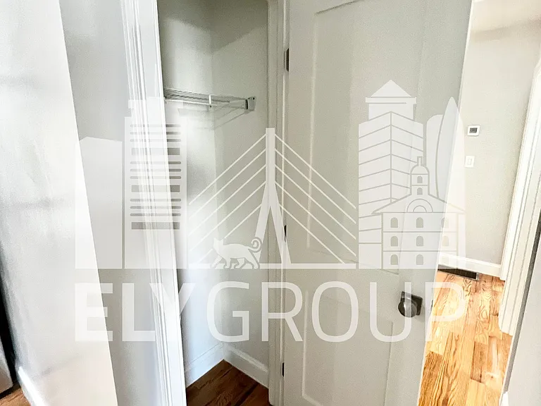 151 Crescent St #2C — Photo 14