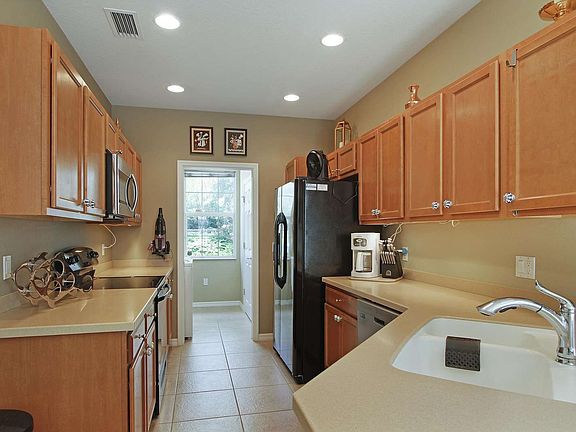 5th image of 3756 82nd Avenue Cir E