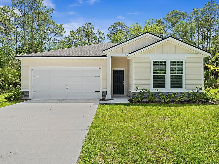 46 Poplar Dr — Photo 1