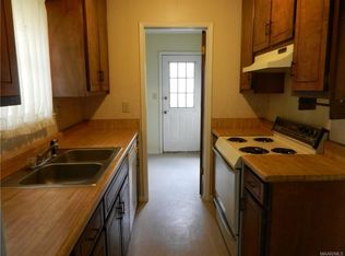 1377 Dunbarton Rd, Montgomery, AL 36117