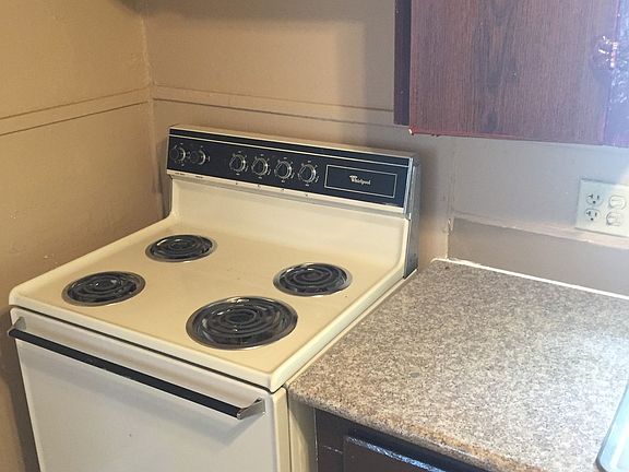 3rd image of 1211 Wafer St APT 1