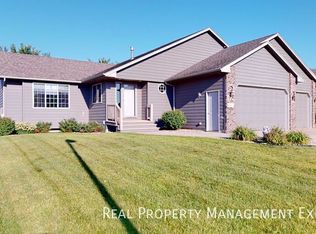 2001 S Monticello Ave, Sioux Falls, SD 57106