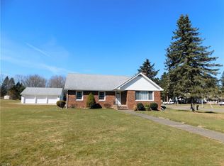 10455 South St, Garrettsville, OH 44231