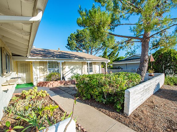 4th image of 16808 Bernardo Oaks Dr