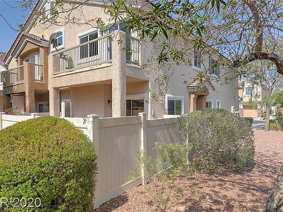 2nd image of 1066 Pleasure Ln Unit 3
