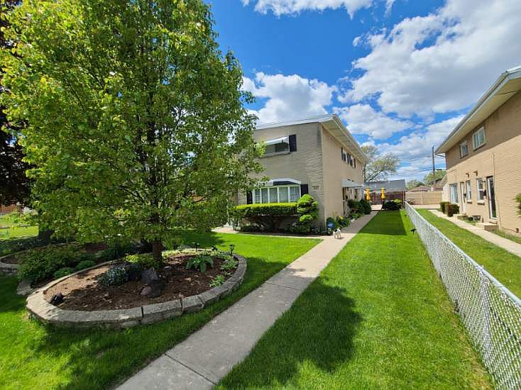 1st image of 1612 N 43rd Ave #2