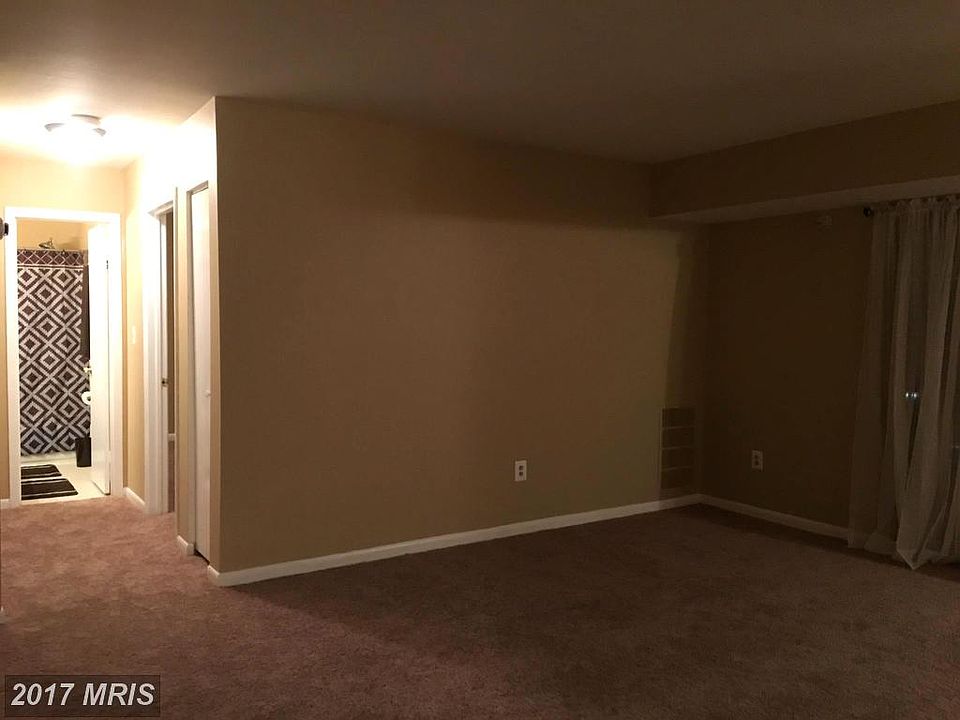 1st image of 1541 Colonial Dr APT 304