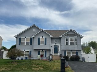 151 Charlotte Ct, Martinsburg, WV 25405
