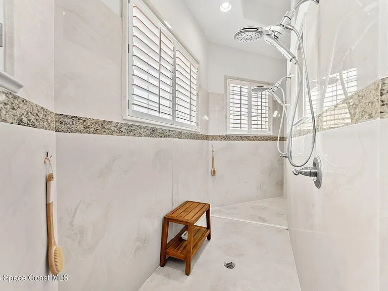 4022 Tradewinds Trl — Photo 35