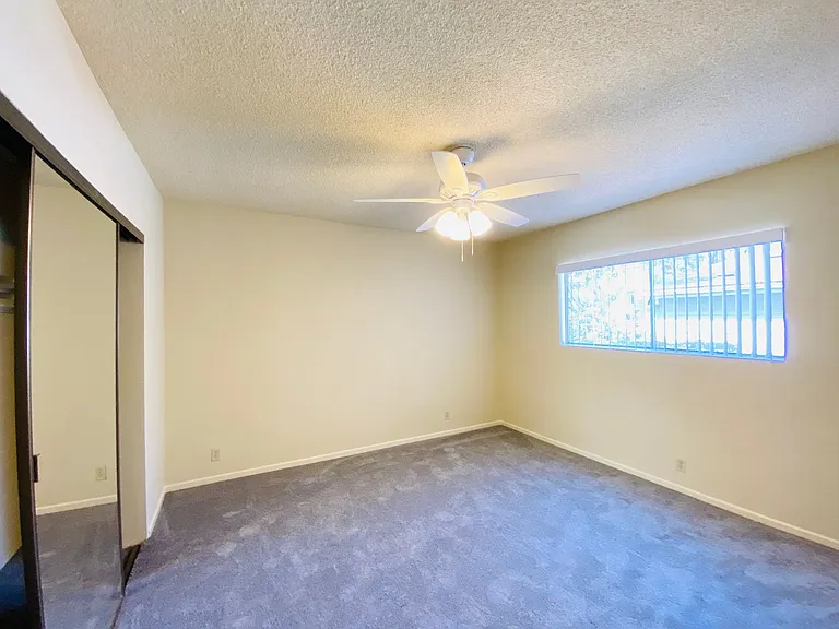 5305 Packard Street — Photo 16
